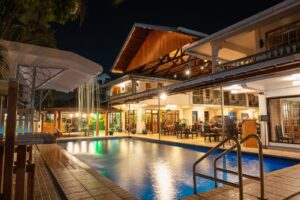 3. Grand Coastal Hotel