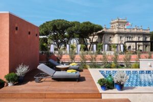 4. W Rome