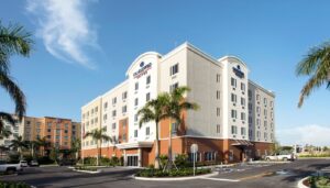 5. Candlewood Suites Miami Exec Airport – Kendall