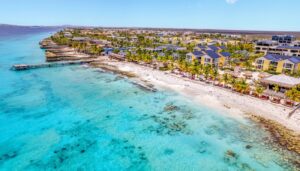 5. Delfins Beach Resort Bonaire, Tapestry Collection by Hilton