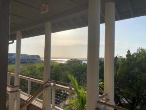5. Hotel Folly