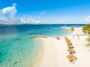 best luxury resorts in Nassau Bahamas