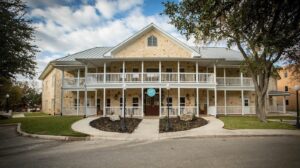 1. Gruene River Hotel & Retreat