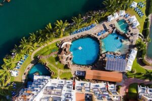 2. El Cid Marina Beach Hotel