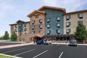 2. TownePlace Suites by Marriott Denver Airport at Gateway Park