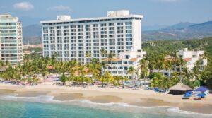 4. Barceló Ixtapa