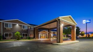 4. Best Western Alexandria Inn