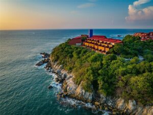 5. Las Brisas Huatulco