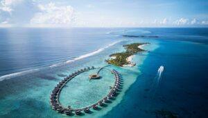 6. The Ritz-Carlton Maldives, Fari Islands