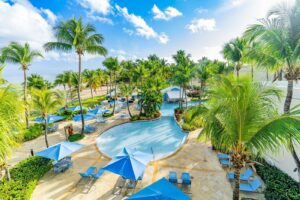 7. Courtyard by Marriott Isla Verde Beach Resort