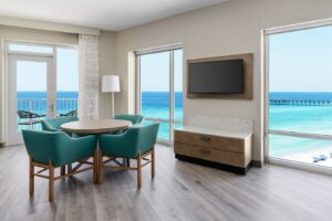 7. Hyatt Place Panama City Beach : Beachfront