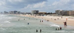 airports close to Daytona Beach Florida