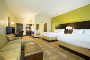 2. Staybridge Suites Orlando at SeaWorld