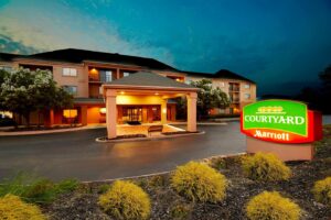 8. Courtyard by Marriott State College