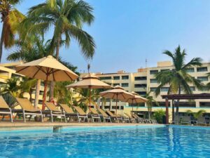 8. Dreams Huatulco Resort & Spa
