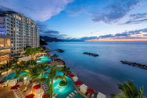 8. Hilton Puerto Vallarta Resort, All-Inclusive
